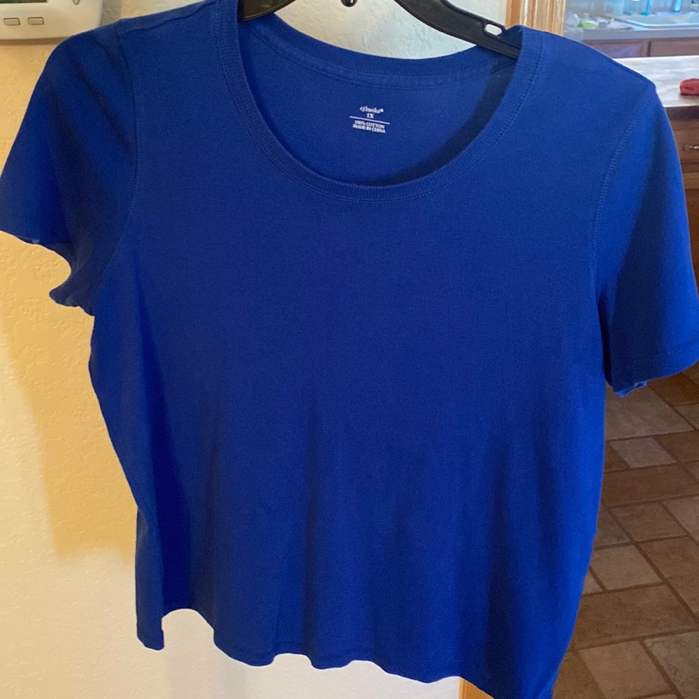 CJ Banks T-shirt